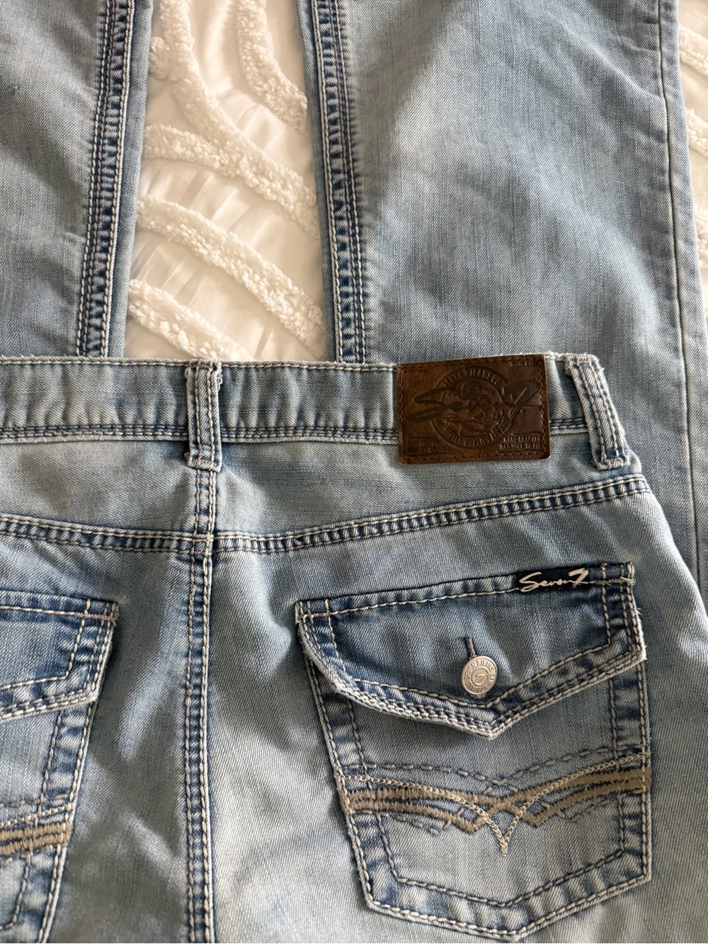 Seven7 Bootcut Jeans - Picture 6 of 8